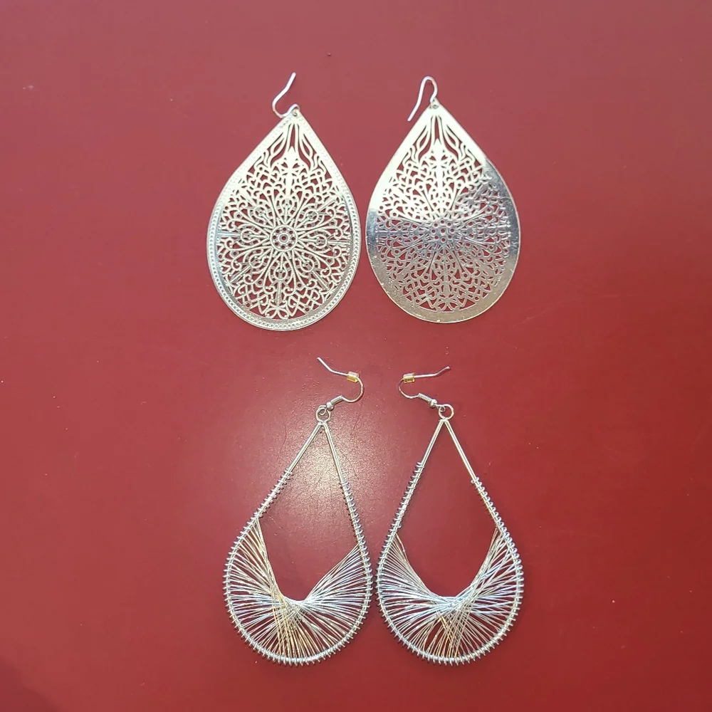 Lot Of 2 Silver Toned Drop Dangle Earrings Round Teardrop Costume Jewelry